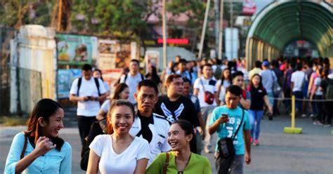 April 2022 PH employment rate 2.36M higher than last year.